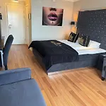 Hotel Grand - Unike