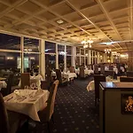 Hotel Grand - Unike