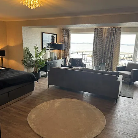 Grand - Unike فندق 4*