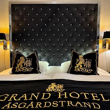 Hotel Grand - Unike 4*