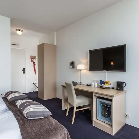 Hotel Grand - Unike 4*