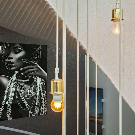 Grand - Unike Hotel 4*