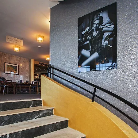 Grand - Unike Hotel