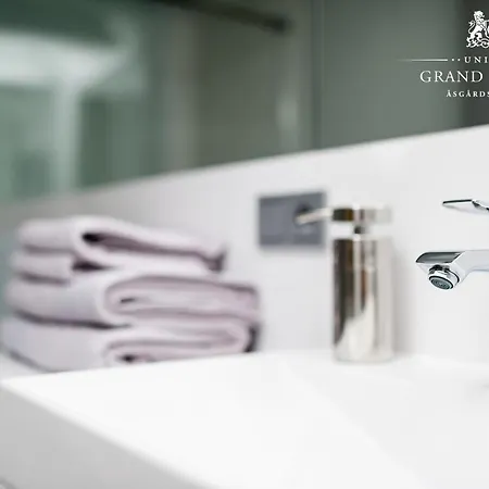 Hotel Grand - Unike 4*