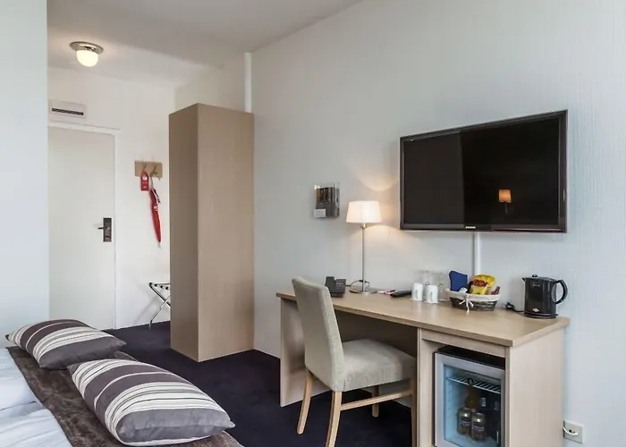 Hotel Grand - Unike 4*