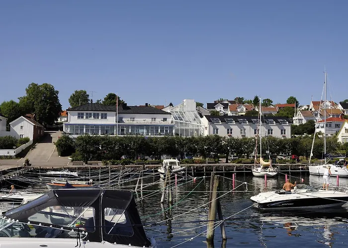 Grand - Unike Hotel 4*