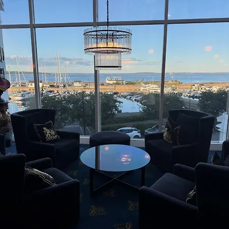 Grand - Unike 4* أوسغودسشترام